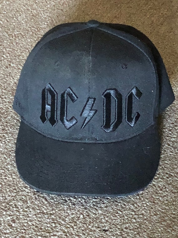 AC/DC Back in Black Tour Crop Cut-off Hoodie Sweatshi… - Gem