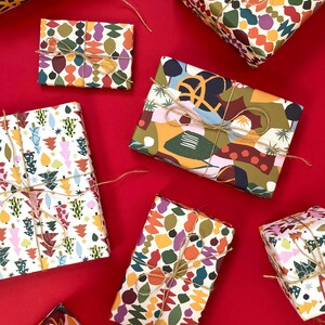 Confezione da 3 OFFERTA, Carta da regalo natalizia riciclata Confezione da 3 fogli singoli 50 x 70 cm Foglio, Carta da regalo festiva, Lusso di alta qualità, Riciclabile