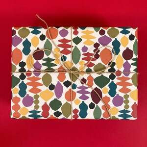 Baubles Carta da regalo natalizia riciclata 50 x 70 cm Foglio, Carta da regalo, Lusso, Alta qualità, Carta da regalo riciclabile