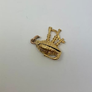 Vintage Dudelsack-Anhänger aus 9 Karat Gold