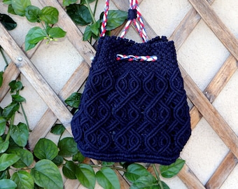 Plecak-torebka z makramy - ręcznie robiony plecak w stylu boho z frędzlami - plecak w stylu rękodzieła z frędzlami - prezent vintage dla kobiet - nowy design plecaka letniego