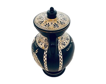 蓋付きギリシャ風花瓶アンフォラ、アイアスとアキレス、白像、陶器 19