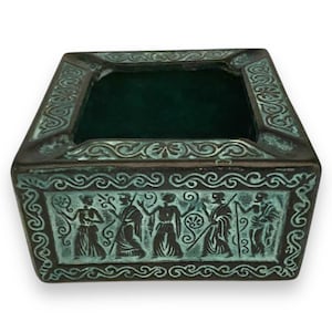 Relief terracotta Ashtray 12cm,Ancient Greek pottery with Mythology Scenes
