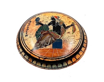 Pyxis 12,5cm diameter,Shows Goddess Aphrodite,Ancient Greek Pottery