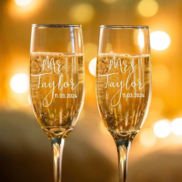 Set of 2 Champagne Flutes | Personalized Wedding Champagne Glasses | Engraved Wedding Toasting Glasses | Bride & Groom Champagne Flutes |