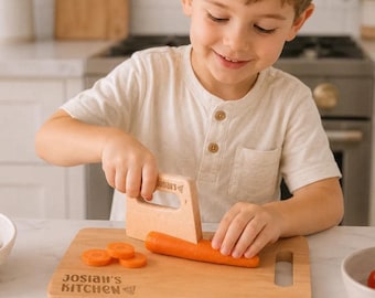 Engraved Toddler Gift, Kids Knife & Cutting Board, 1st Birthday Gift, Montessori Kids Toys, Child-Safe Kitchen Set, Toddler Cooking Tool