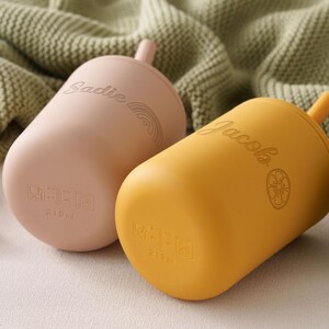 Baby Silicone Cup with Straw 200 ml, Baby Gift, Personalized Engraved Toddler Cup 7 oz, 1st birthday, Non-Spill Silicone Training Cup [W] image 8