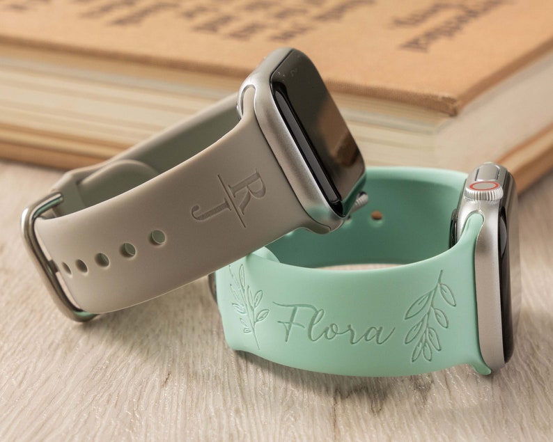 Bracelet de montre floral en silicone Bracelet de montre personnalisé menthe Bracelet de montre gravé Cadeaux d'anniversaire pour meilleur ami Cadeau de Noël pour femme image 6