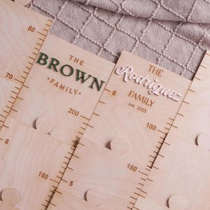 Custom Name Family Growth Chart, Engraved Wood Height Ruler Milestone Tracker [N]
