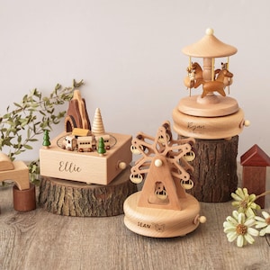 Gegraveerde muziekdoos babynaam, Moederdagcadeau, aangepast babycadeau, gepersonaliseerde houten muziekdoos, cadeau voor kind, muziekcarrousel [W+R] afbeelding 6