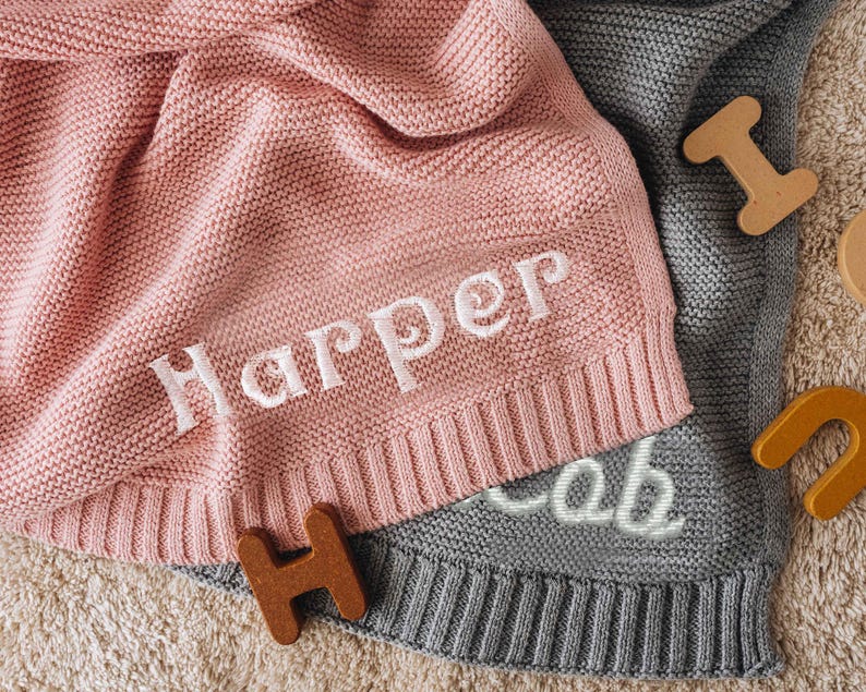 Anpassad filt för babynamn, babypresent, nyföddfilt med namn, babyshowerpresent, personlig filt för flicka eller pojke bild 14