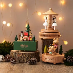 Gegraveerde muziekdoos babynaam, Moederdagcadeau, aangepast babycadeau, gepersonaliseerde houten muziekdoos, cadeau voor kind, muziekcarrousel [W+R] afbeelding 8