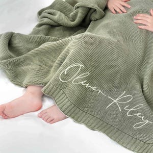 Anpassad filt för babynamn, babypresent, nyföddfilt med namn, babyshowerpresent, personlig filt för flicka eller pojke bild 6