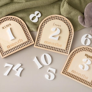 Cadeau pour nouveau-né, disques en bois pour bébés, prénoms gravés personnalisés, marqueurs de croissance mensuels de bébé, baby shower, photos de nouveau-né, jalons importants