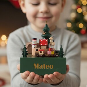 Gegraveerde muziekdoos babynaam, Moederdagcadeau, aangepast babycadeau, gepersonaliseerde houten muziekdoos, cadeau voor kind, muziekcarrousel [W+R] afbeelding 7