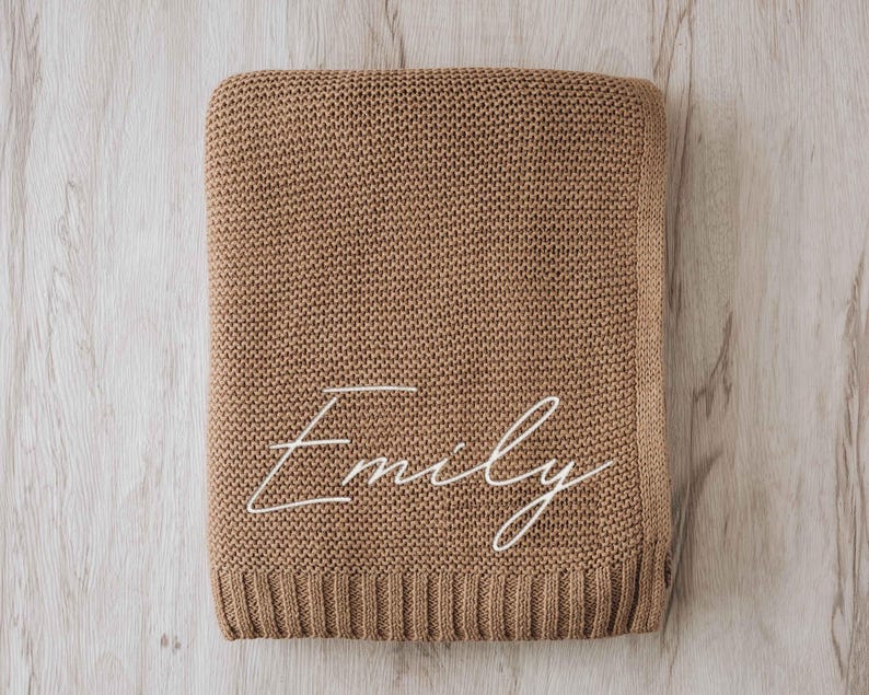 Anpassad filt för babynamn, babypresent, nyföddfilt med namn, babyshowerpresent, personlig filt för flicka eller pojke bild 15