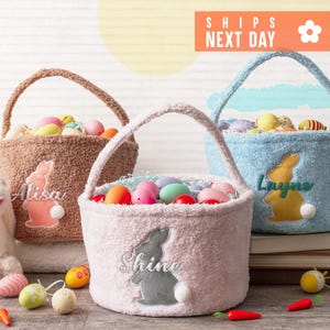 Osterkorb bestickt, Ostergeschenk, Kinderkorb für Ostern, Baby und Junge Ostereikorb, benutzerdefinierte Osterhasenkorb