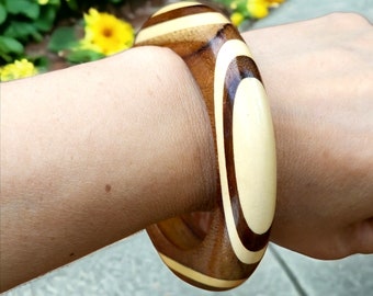 Wooden Bangle, Round wood Bangle, Two Tone Bracelet, Wooden Jewelry, Geometric Bangle, Bohemian Bangle, Natural Jewelry, Handmade Bangle