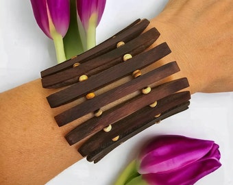 Wide Stretchy Wooden Bracelet, Wooden Bangle, Bohemian Bangle, Natural Jewellery, Brown, Adjustable, Artisan Made, Ethnic Bracelet