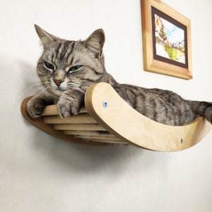 Wave Cat Wall Shelf – Curved Wooden Cat Step – Modern Cat Climbing Shelf – Wall-Mounted Cat Furniture – Birch Plywood Cat Shelf