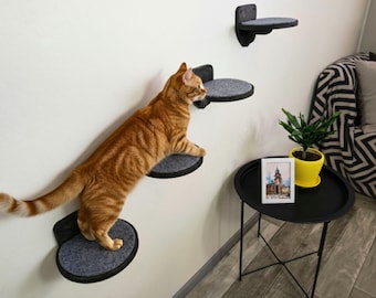 Wall Mounted Cat Steps: Round Wooden Cat Shelves