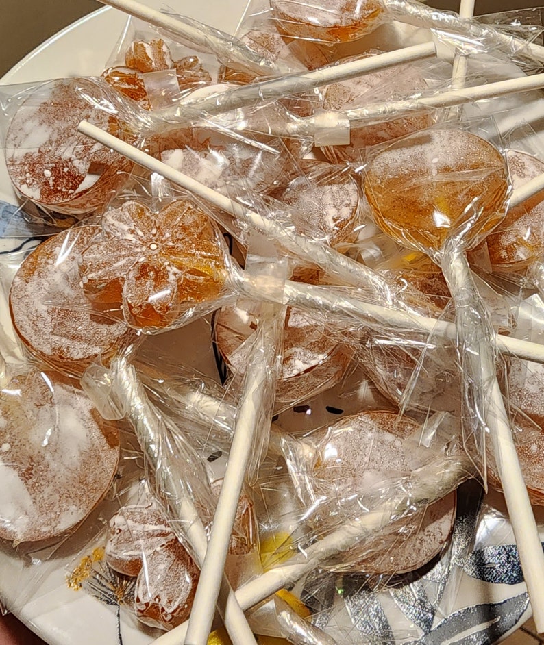 Homemade Honey Lollipops image 1