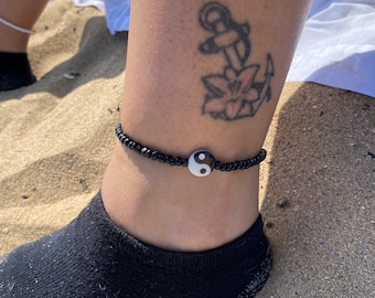 Yin Yang Anklet, Black and White Anklet, Ankle Bracelet, Good Karma jewellery, beaded anklet, summer jewellery, summer anklet, boho anklet