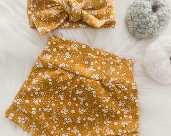 White Ditsy Floral Bummies in Yellow with Bow Headband and/or Headband and Bummies Set/Cute Baby Girl Outfit/Baby Shower Gift