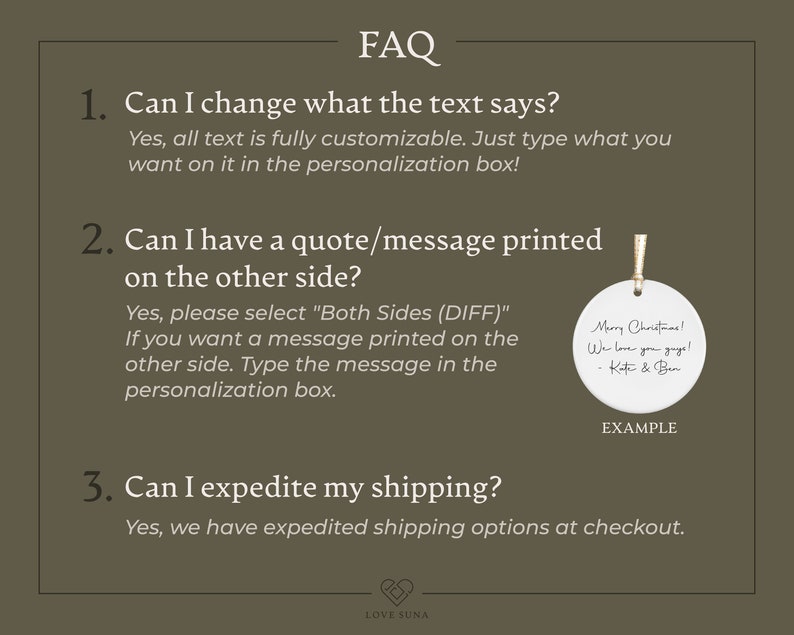 Puede incluir: Un gr&aacute;fico con el texto "FAQ" y tres preguntas sobre las opciones de personalizaci&oacute;n de un producto. Se muestra un ejemplo de un adorno redondo con el texto "Merry Christmas! We love you guys! - Kate & Ben".