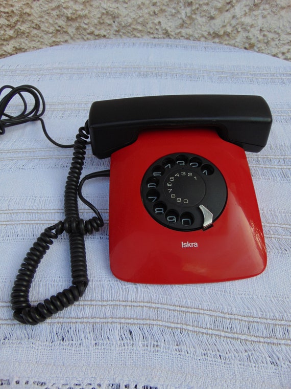 Retro Telephone Iskra /70's /vintage Telephone / Vintage Red