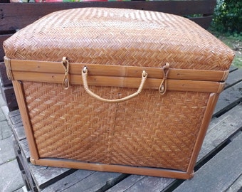 vintage straw chest/ wicker chest/ tropical chest/ boho shebby style