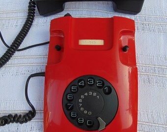 Retro Telephone Iskra /70's /vintage Telephone / Vintage Red