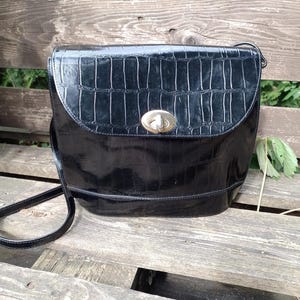 Borsa a tracolla vintage in pelle nera italiana/Borsa in vera pelle stampata coccodrillo/Borsa a tracolla classica con chiusura a scatto