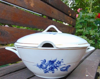 Vintage tureen anni '70/tureen metà secolo / tureen Yugoslavia / tureen classico bianco / porcellana con motivo monocromatico