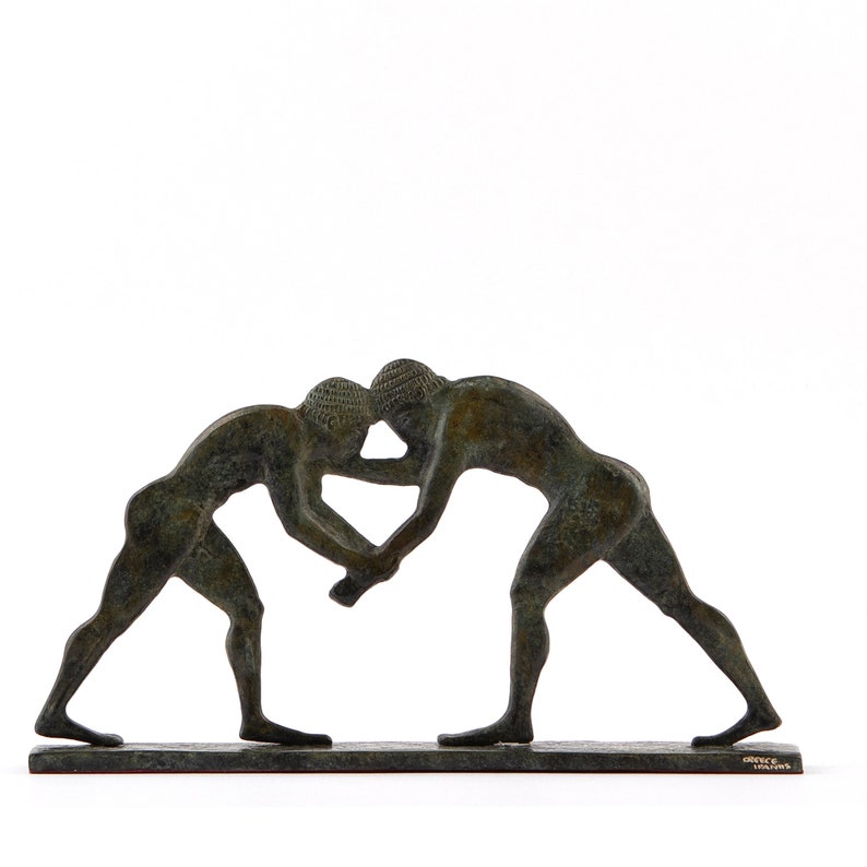 Sculpture en bronze d'athlètes de lutte des Jeux Olympiques de l