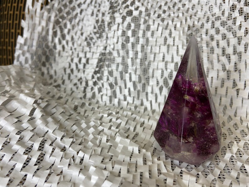 Pink Celosia Geometric Ring Holder
