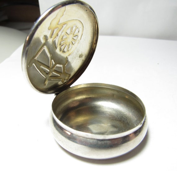 Antique Sterling SILVER Round Box With Spinning Wheel… - Gem