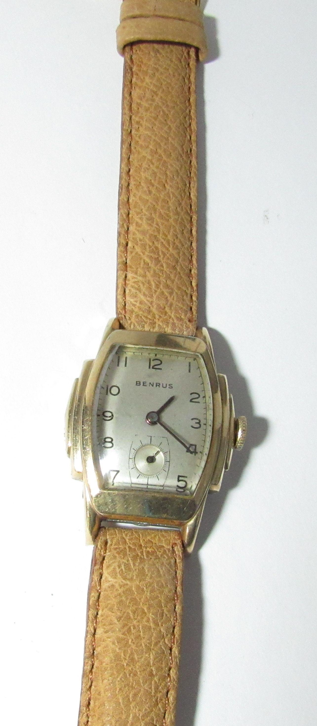 Benrus Vintage 1940s 15 Jewel Wrist Watch Model BR1 With Tortue