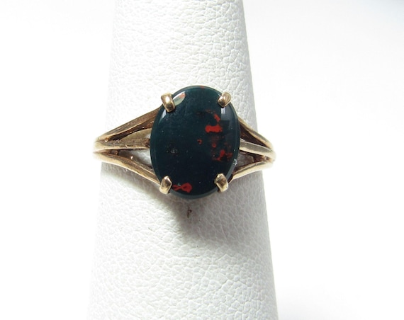 Solid 10k GOLD Ring with Oval Natural Bloodstone … - image 2