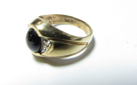 Solid 10k Yellow GOLD Ring with Oval Black Natura… - image 2