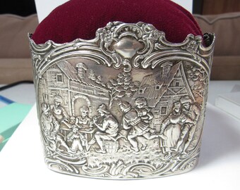 Antique .800 Solid SILVER REPOUSSE Hat / Pin Cushion