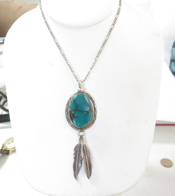 Detailed!! Native American Navajo Green Turquoise Sterling Silver Feather Necklace! Detailed!! Native American Navajo Green Turquoise Sterling Silver Feather Necklace!