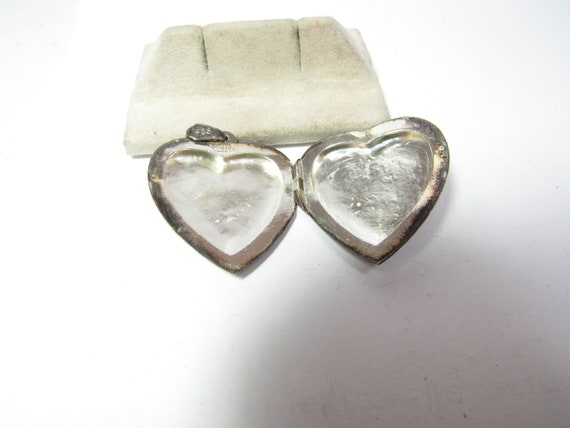 VINTAGE Sterling Silver Heart locket Pendant HAND… - image 3