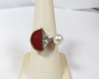 Unusual 8k Solid GOLD Vintage Ring with Half Moon Natural Carnelian Agate, Cultured Pearl, and Natural DIAMONDS