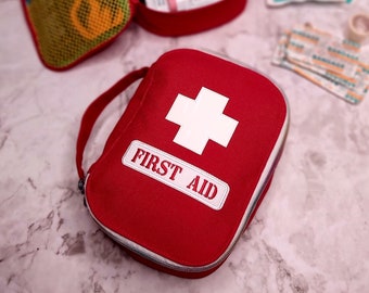 First Aid Travel Pouch / PDF Sewing Pattern / Allsewpetite