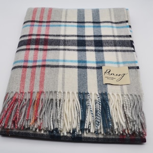 Pure Scottish Lambswool Grey Check Blanket/Throw/Finest Quality/Made in Scotland