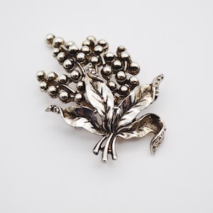 Vintage Silver Hollywood Flower Bouquet Pin Brooch