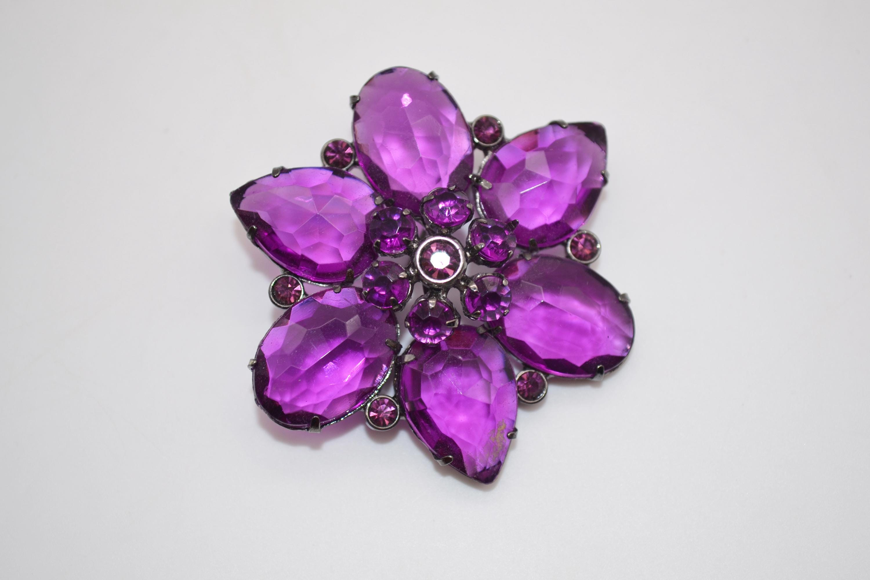 紫 ローズ ガラス細工 Vintage Vibrant Glass Purple Flower/brooch - Etsy