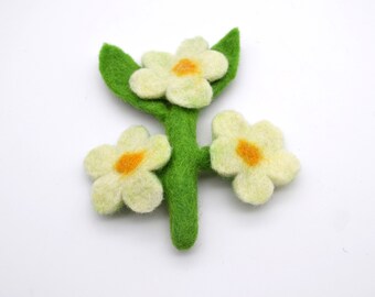 Handmade Pure Wool Needle Felted Daisy Flower Pin Brooch/Made In UK