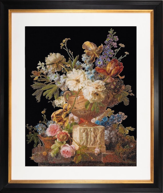 Thea Gouverneur / 580.05 Flower Still-life With an Alabaster Vase
